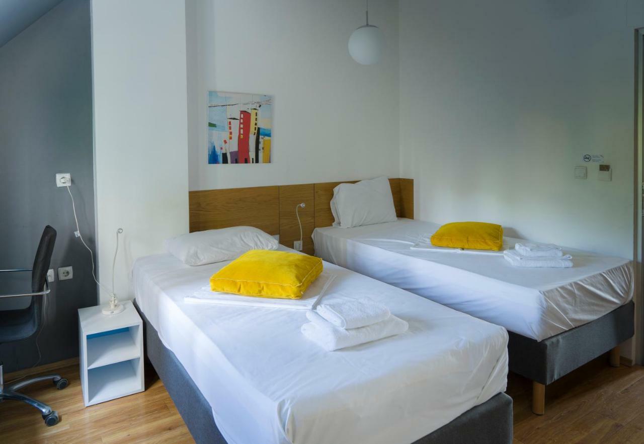 Transit Hotel Central Skopje Extérieur photo