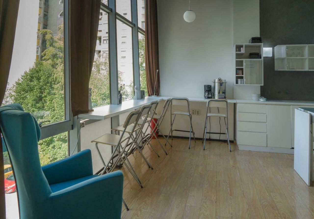 Transit Hotel Central Skopje Extérieur photo
