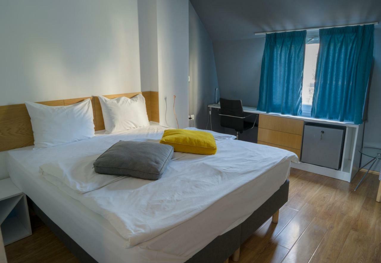 Transit Hotel Central Skopje Extérieur photo