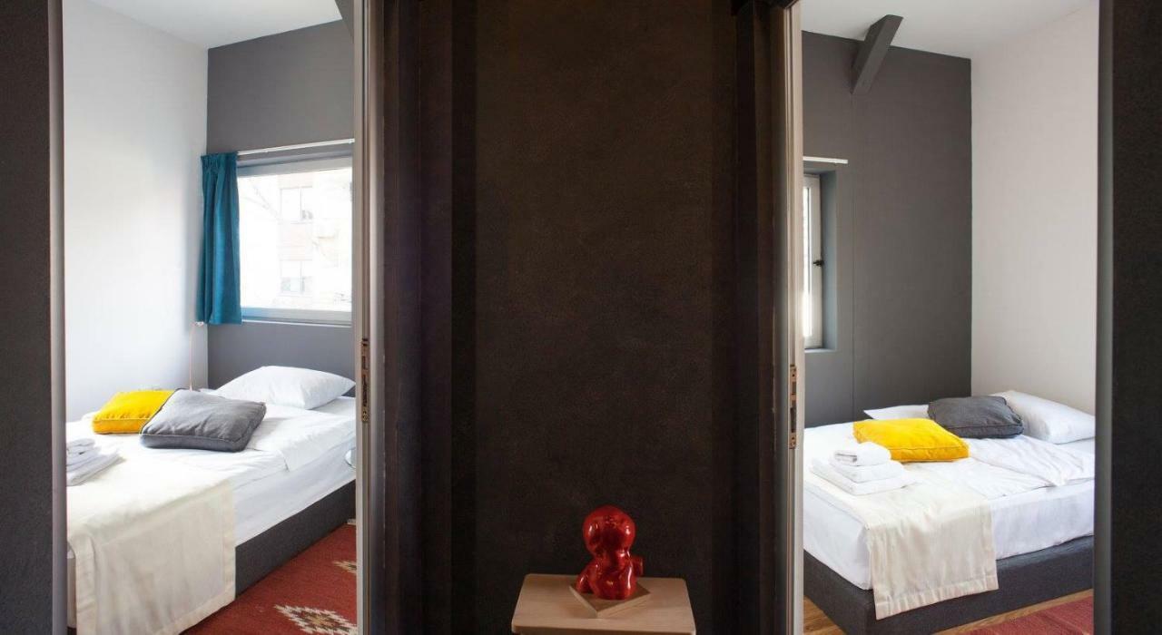 Transit Hotel Central Skopje Extérieur photo